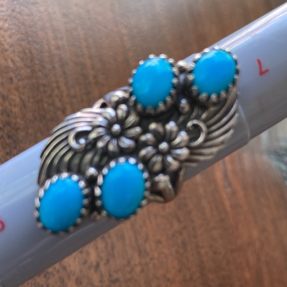 Heavy Turquoise Ring - Picture 5 of 10